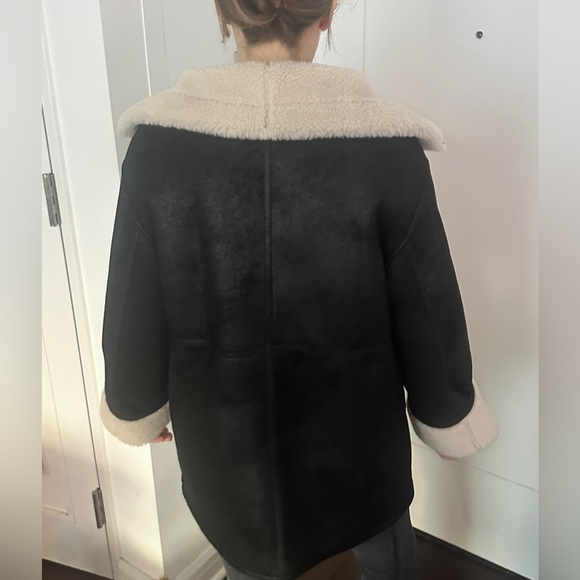 Mango - Double Sided Shearling Jacket - Picture 4 of 5